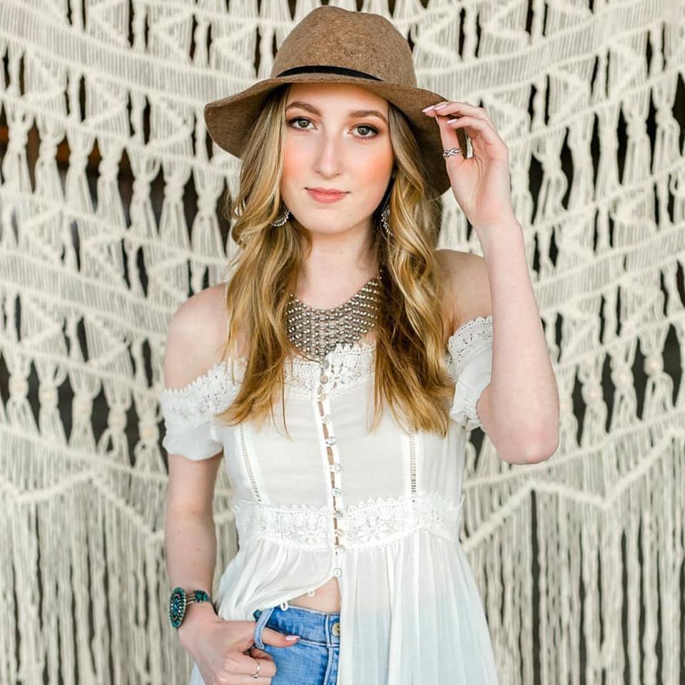 57101594_10218966421057643_7002642463265390592_n