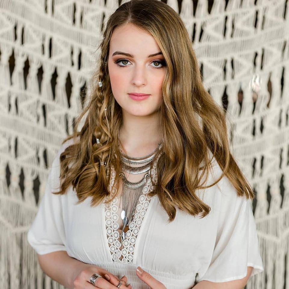 57109971_10218966421737660_7813876182486614016_n